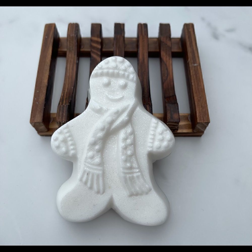 Snowman soap bars ⛄️ SET OF 3 Handmade natural Shea butter soap - Picture 4 of 7